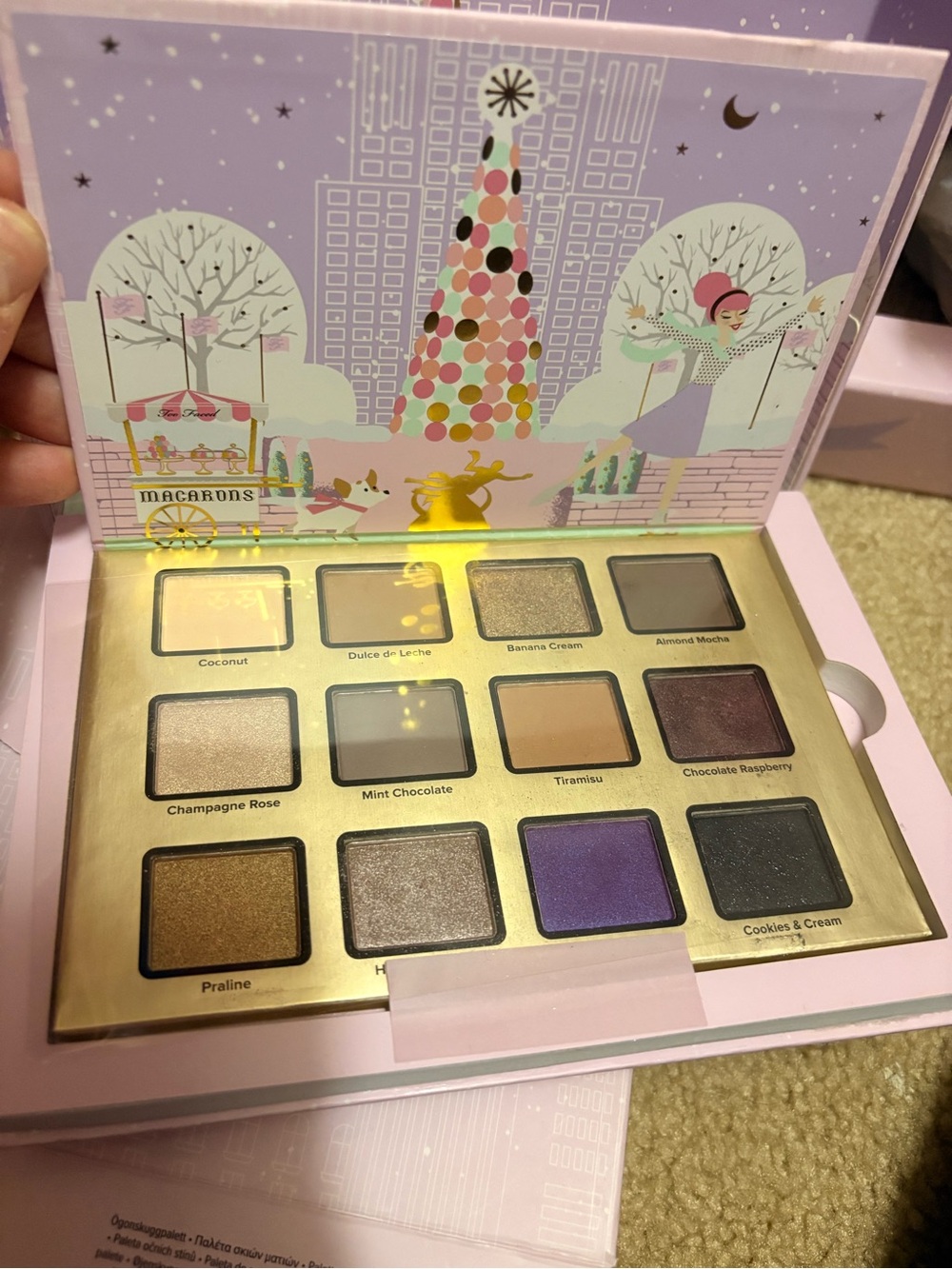 Too Faced Merry Macarons Vanilla-Scented Bath Set - Pastel Pink
